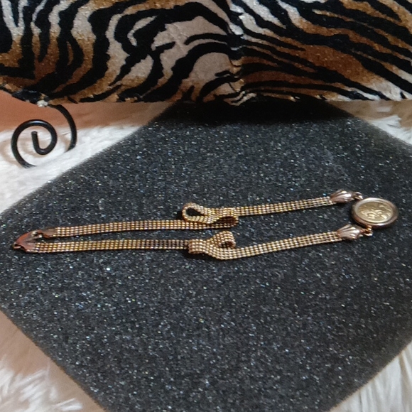 NWOT Cameo necklace - Picture 8 of 8